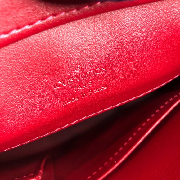 LV  Red Vernis Houston Tote Sku# 85785 (Gently Used) - Picture 9 of 12